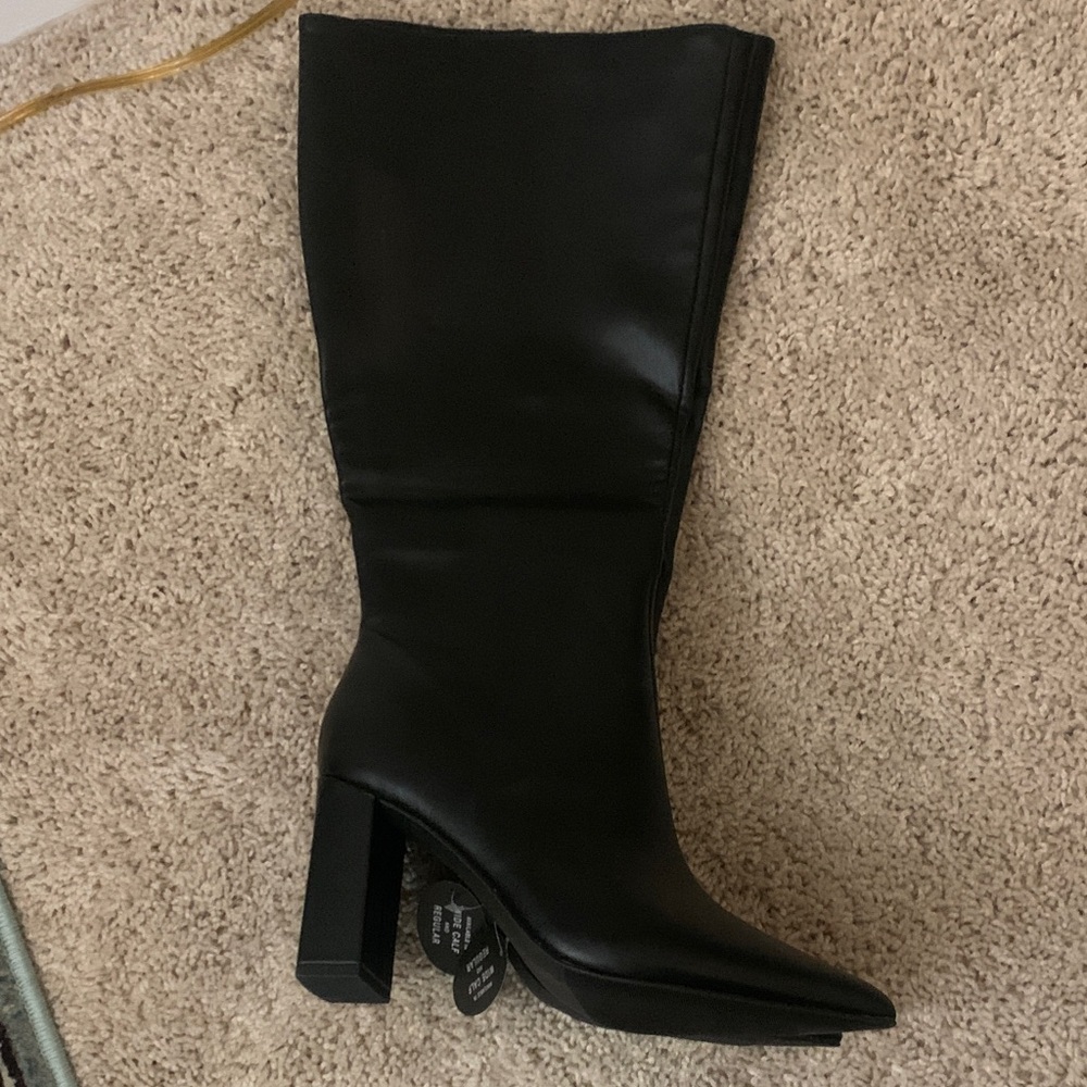 Elegant Black Knee-High Women's Boots